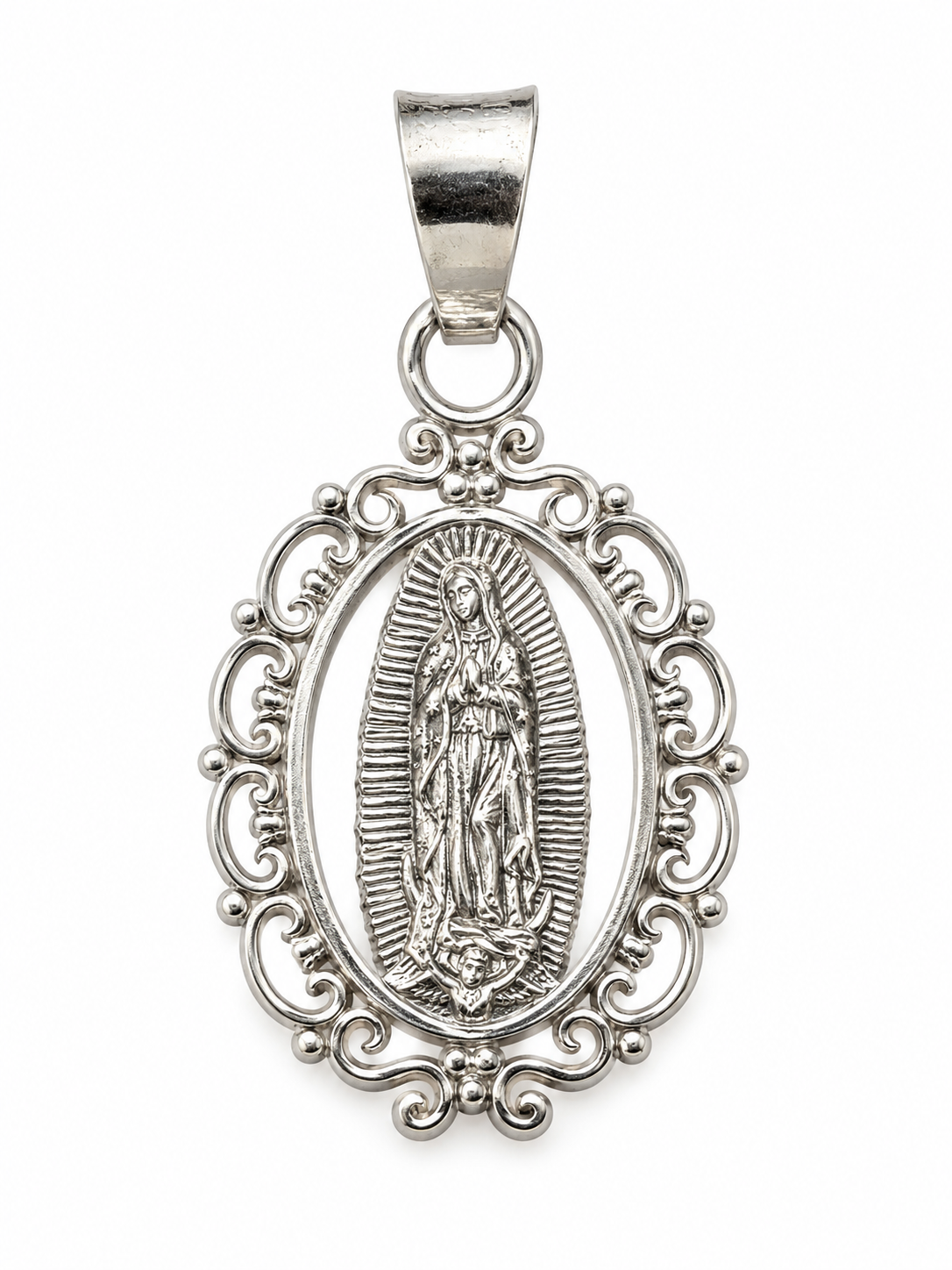Dije Virgen de Guadalupe con Marco Calado — fotografía principal de ALVORA