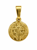 Dije Medalla de San Benito, anverso, fondo blanco
