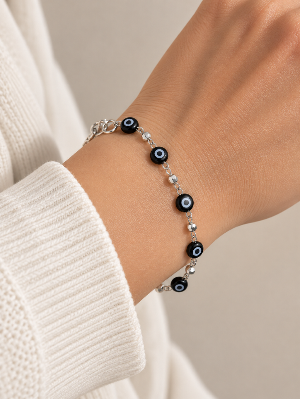 Pulsera Ojos Negros — foto 1