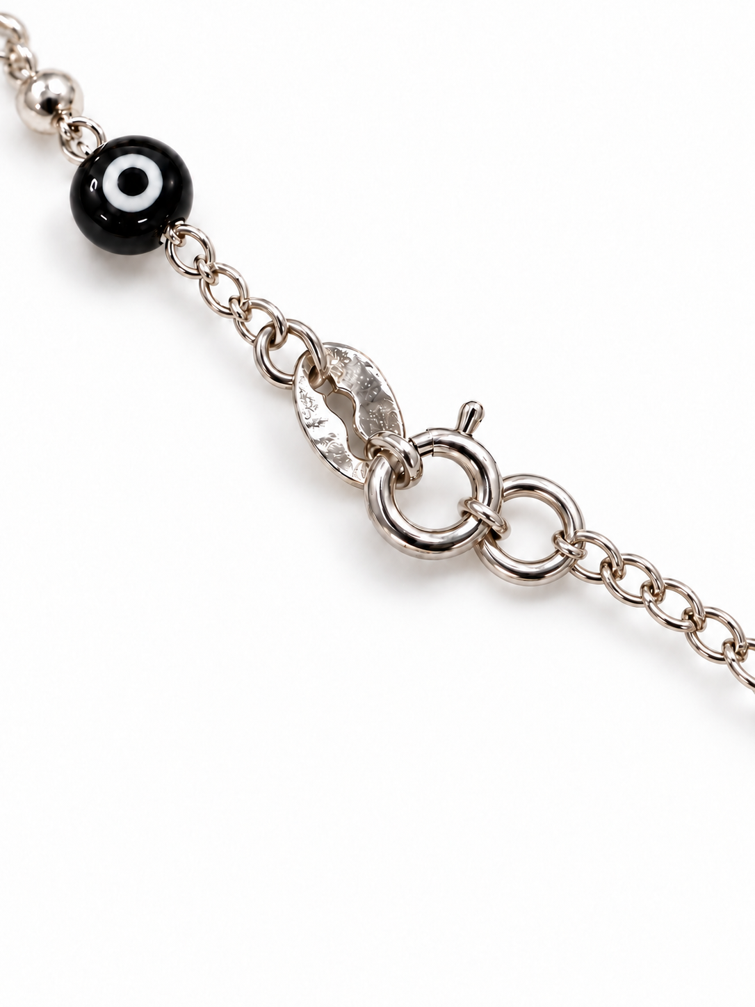 Tobillera Ojos Negros — broche